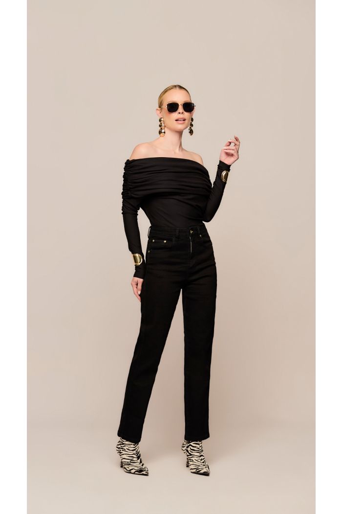 6a563d93-8e9d-4d6b-97b8-f62b24a0cf84